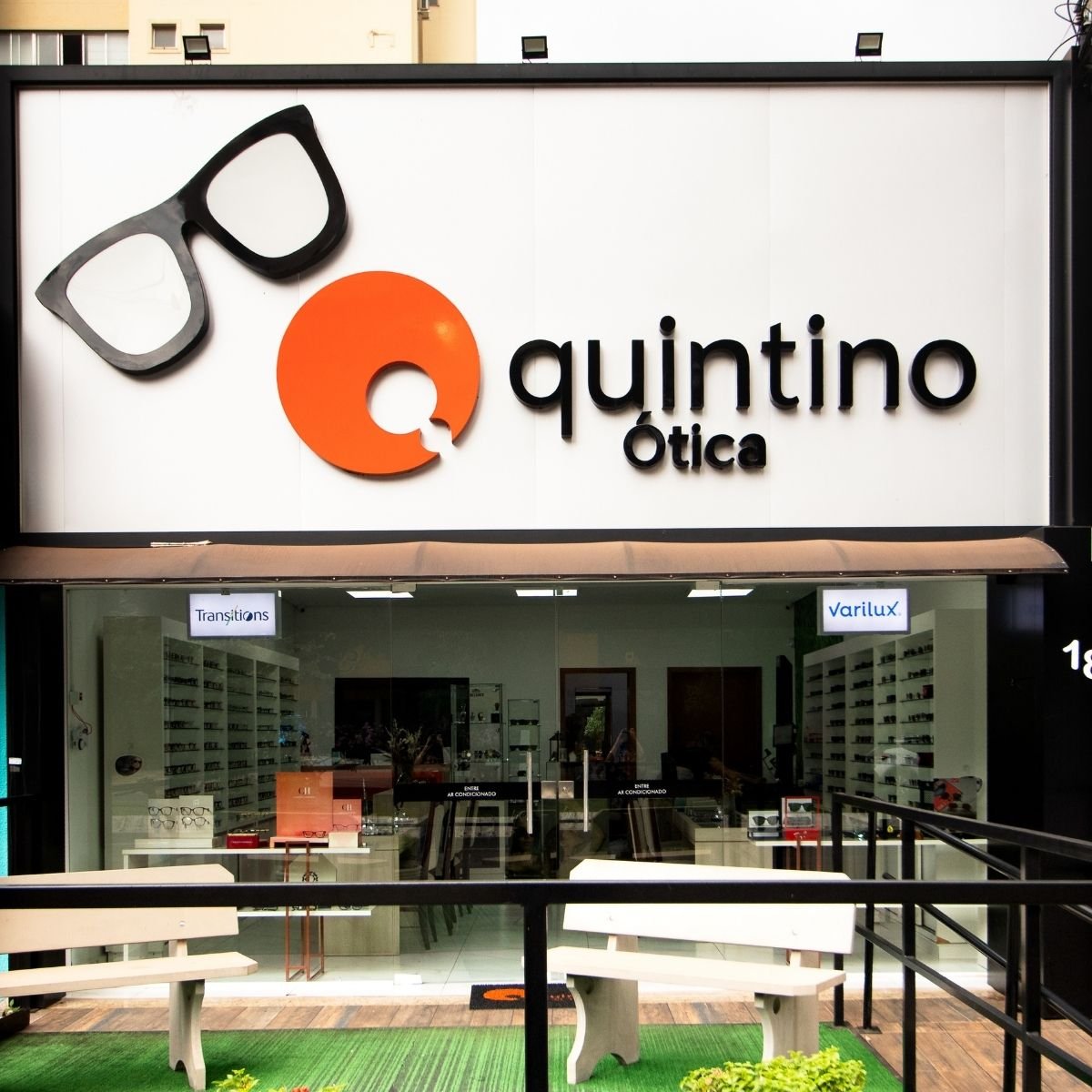 Fachada Ótica Quintino